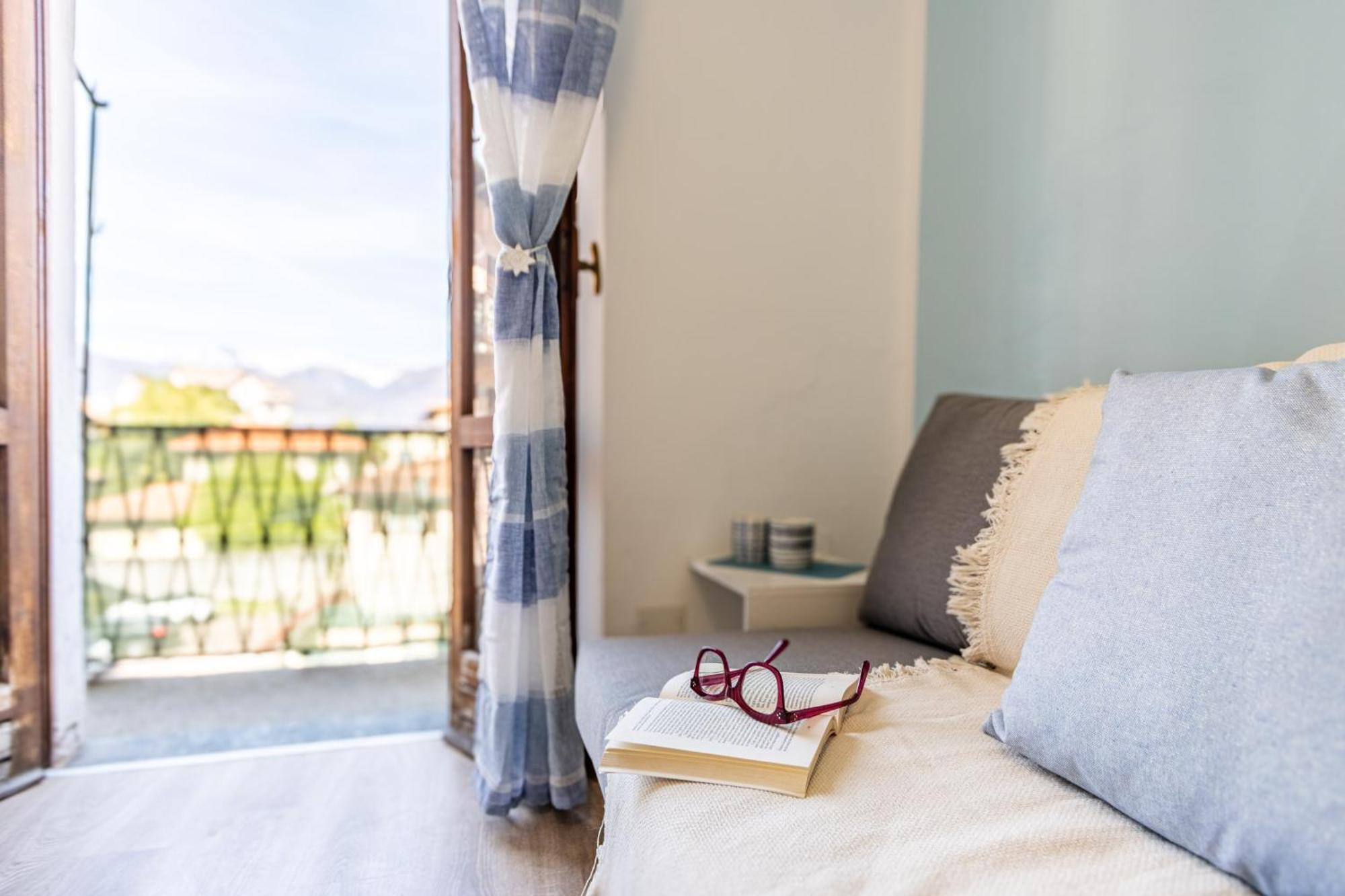 Golden Lake - Luxury Apartment ☆☆☆☆☆ - 100M From The Lake Baveno Kültér fotó