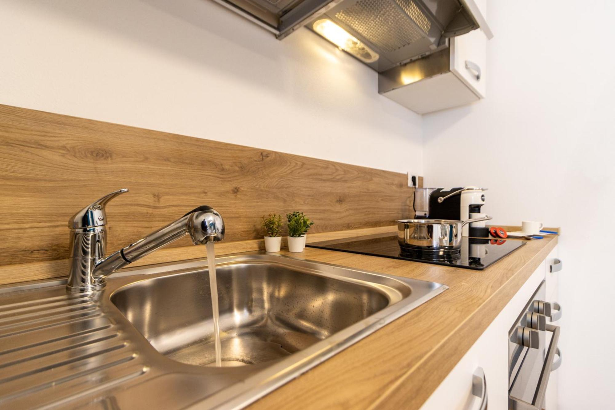 Golden Lake - Luxury Apartment ☆☆☆☆☆ - 100M From The Lake Baveno Kültér fotó