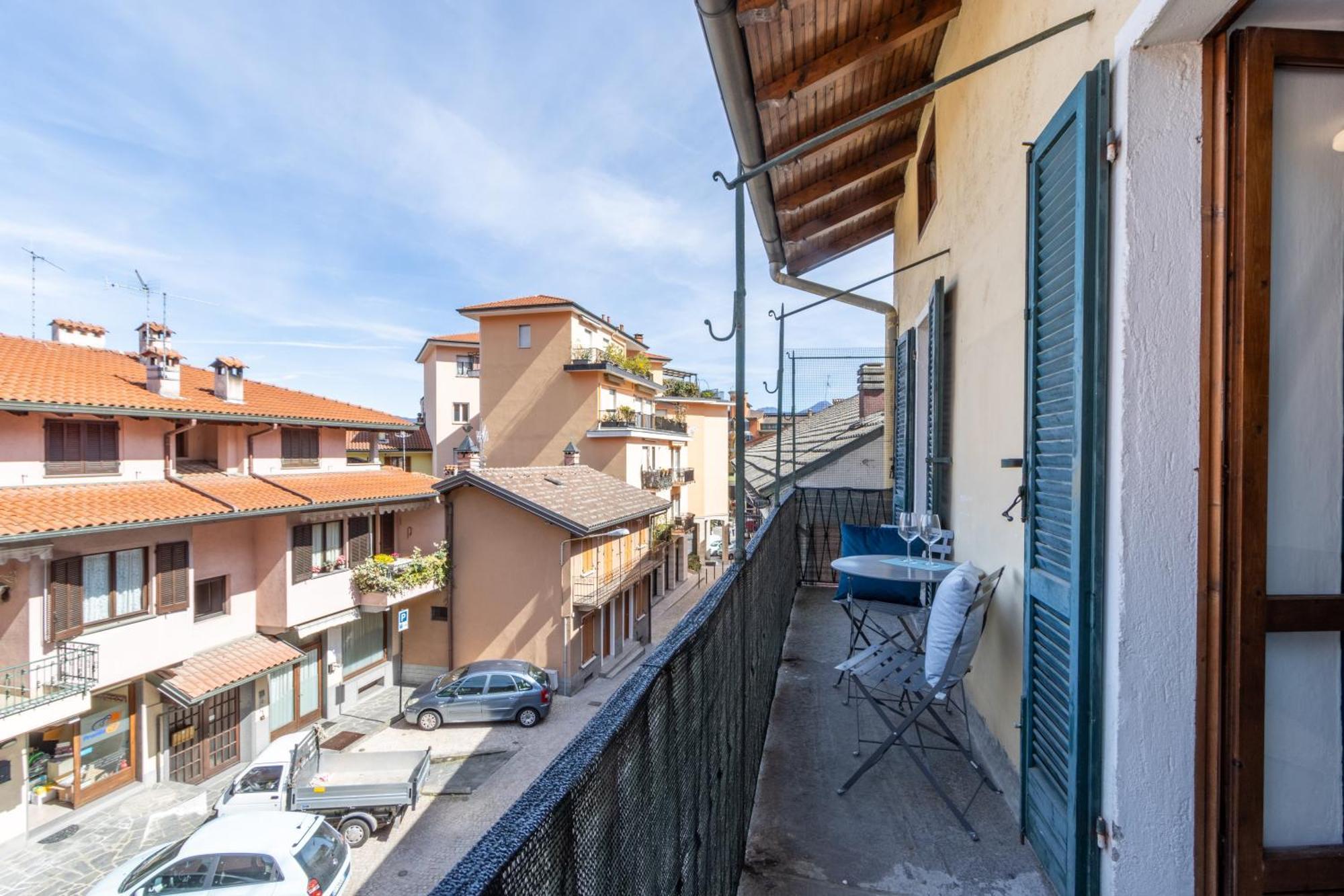 Golden Lake - Luxury Apartment ☆☆☆☆☆ - 100M From The Lake Baveno Kültér fotó