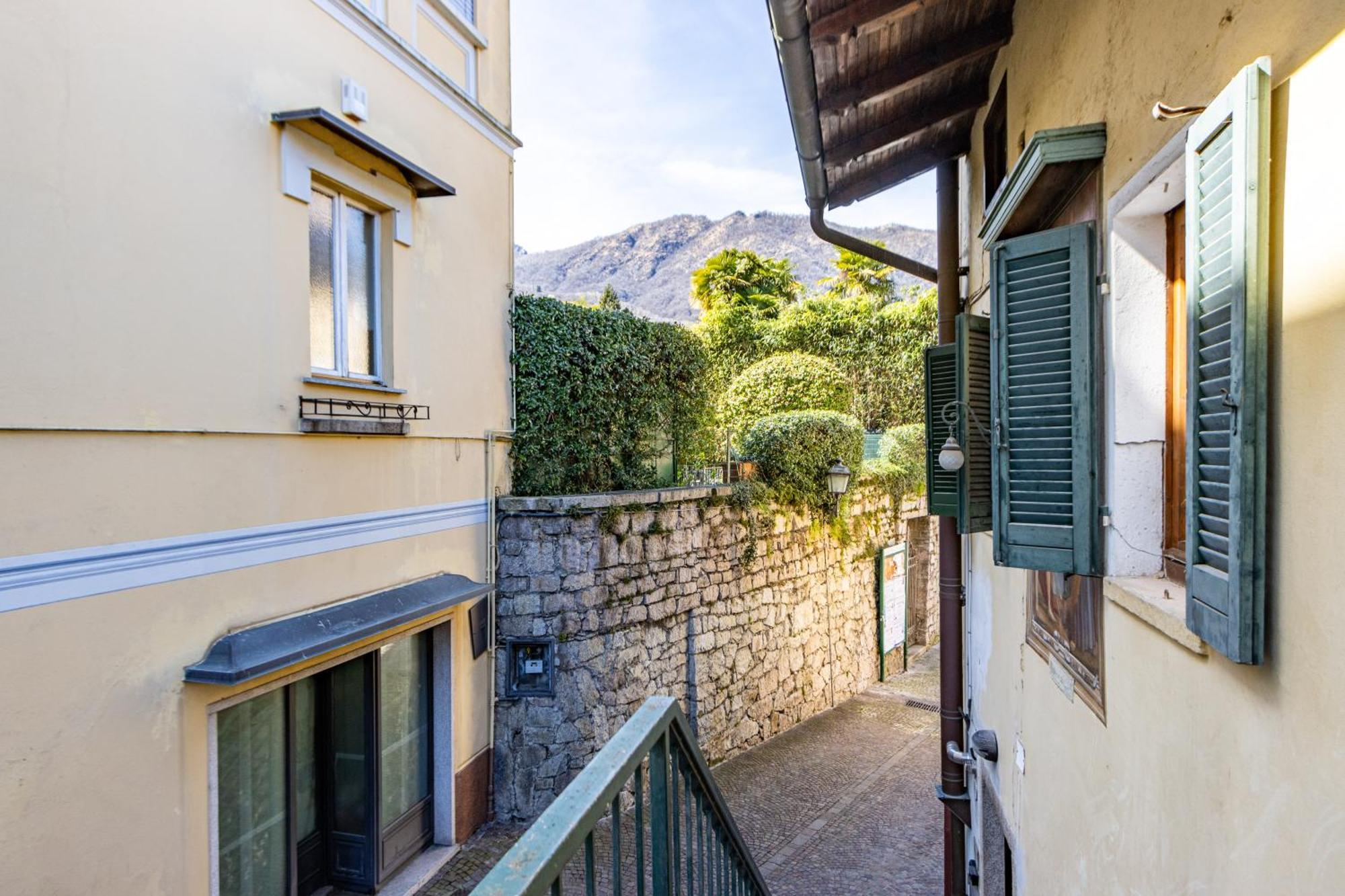 Golden Lake - Luxury Apartment ☆☆☆☆☆ - 100M From The Lake Baveno Kültér fotó
